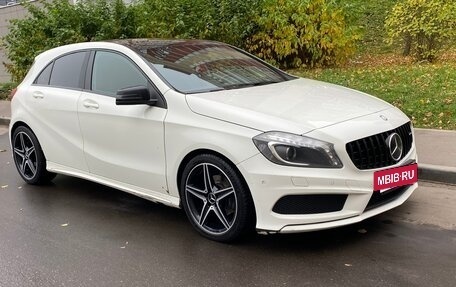 Mercedes-Benz A-Класс, 2014 год, 1 499 000 рублей, 3 фотография