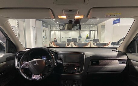 Mitsubishi Outlander III рестайлинг 3, 2019 год, 2 180 000 рублей, 27 фотография