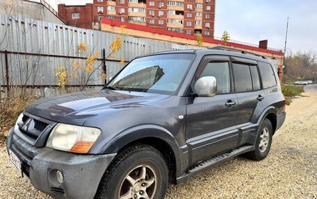 Mitsubishi Pajero III рестайлинг, 2005 год, 650 000 рублей, 4 фотография