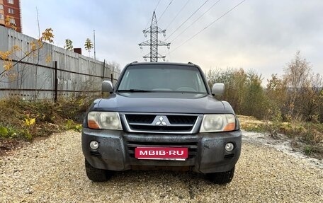 Mitsubishi Pajero III рестайлинг, 2005 год, 650 000 рублей, 1 фотография