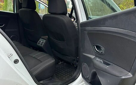 Renault Megane III, 2013 год, 800 000 рублей, 11 фотография