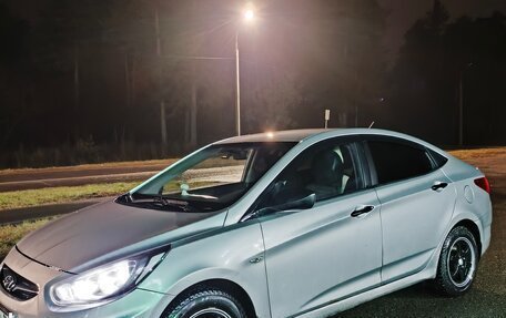 Hyundai Solaris II рестайлинг, 2012 год, 650 000 рублей, 7 фотография