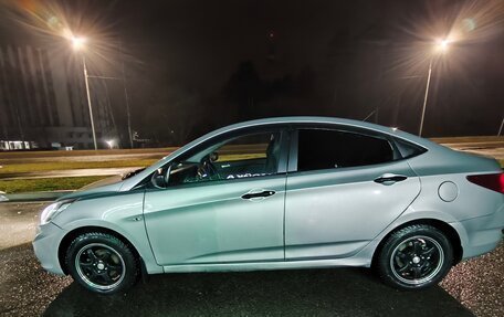 Hyundai Solaris II рестайлинг, 2012 год, 650 000 рублей, 6 фотография