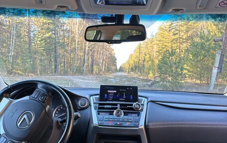 Lexus NX I, 2017 год, 3 550 000 рублей, 12 фотография