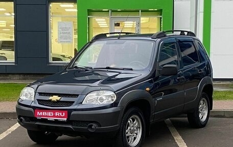 Chevrolet Niva I рестайлинг, 2010 год, 435 000 рублей, 1 фотография