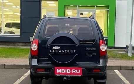 Chevrolet Niva I рестайлинг, 2010 год, 435 000 рублей, 6 фотография