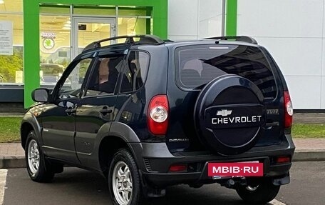Chevrolet Niva I рестайлинг, 2010 год, 435 000 рублей, 7 фотография