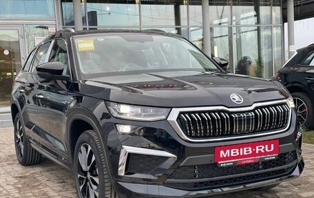 Skoda Kodiaq I, 2025 год, 4 890 000 рублей, 4 фотография