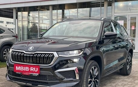Skoda Kodiaq I, 2025 год, 4 890 000 рублей, 2 фотография