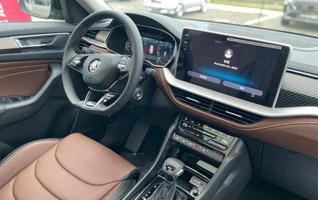 Skoda Kodiaq I, 2025 год, 4 890 000 рублей, 25 фотография