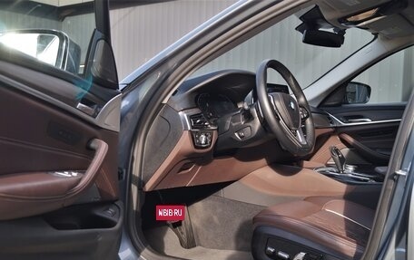 BMW 5 серия, 2020 год, 4 270 000 рублей, 14 фотография