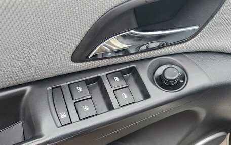 Chevrolet Cruze II, 2011 год, 820 000 рублей, 7 фотография