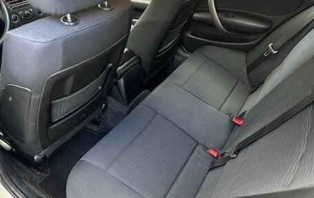 BMW 1 серия, 2010 год, 860 000 рублей, 12 фотография