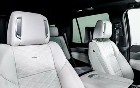 Cadillac Escalade V, 2025 год, 19 898 000 рублей, 4 фотография