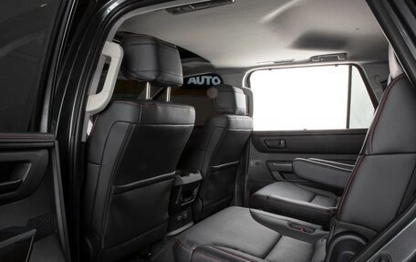 Toyota Sequoia, 2025 год, 13 698 000 рублей, 14 фотография