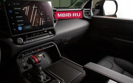 Toyota Sequoia, 2025 год, 13 698 000 рублей, 20 фотография