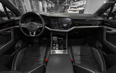 Volkswagen Touareg III, 2019 год, 5 580 000 рублей, 8 фотография