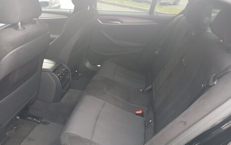 BMW 5 серия, 2019 год, 3 000 000 рублей, 12 фотография