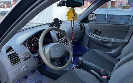 Hyundai Accent II, 2008 год, 400 000 рублей, 2 фотография