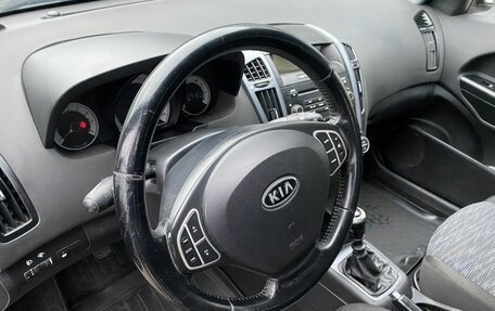 KIA cee'd I рестайлинг, 2009 год, 529 000 рублей, 13 фотография