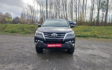 Toyota Fortuner II, 2019 год, 3 500 000 рублей, 1 фотография