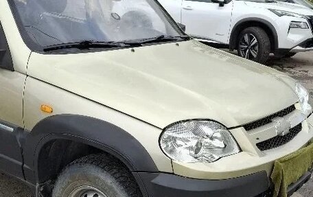 Chevrolet Niva I рестайлинг, 2010 год, 450 000 рублей, 2 фотография