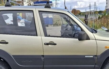 Chevrolet Niva I рестайлинг, 2010 год, 450 000 рублей, 8 фотография