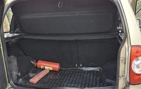 Chevrolet Niva I рестайлинг, 2010 год, 450 000 рублей, 13 фотография