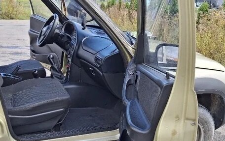 Chevrolet Niva I рестайлинг, 2010 год, 450 000 рублей, 11 фотография