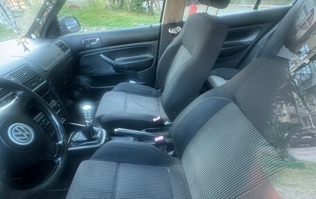 Volkswagen Golf IV, 2001 год, 330 000 рублей, 2 фотография