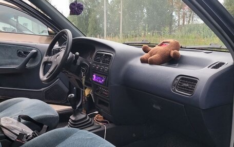 Nissan Primera II рестайлинг, 1993 год, 130 000 рублей, 4 фотография