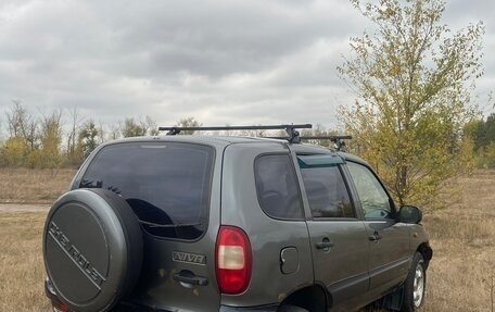 Chevrolet Niva I рестайлинг, 2004 год, 266 000 рублей, 3 фотография