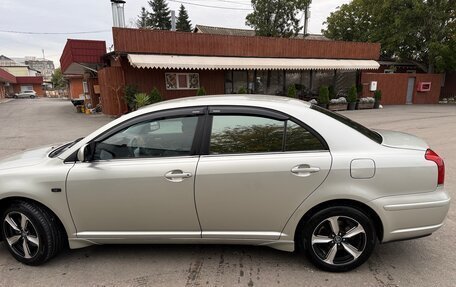 Toyota Avensis III рестайлинг, 2004 год, 750 000 рублей, 2 фотография