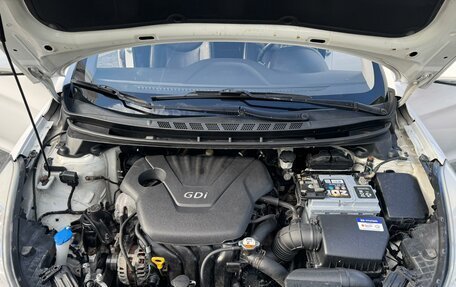 Hyundai Avante, 2012 год, 930 000 рублей, 10 фотография