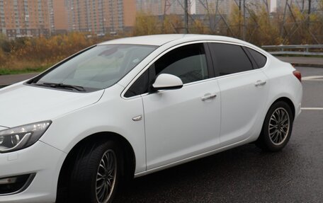 Opel Astra J, 2012 год, 725 000 рублей, 3 фотография