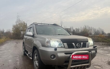 Nissan X-Trail, 2006 год, 800 000 рублей, 2 фотография