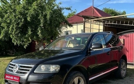 Volkswagen Touareg III, 2006 год, 800 000 рублей, 1 фотография