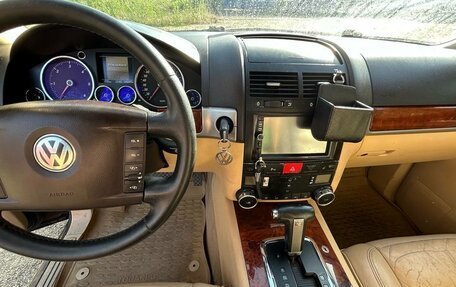 Volkswagen Touareg III, 2006 год, 800 000 рублей, 14 фотография