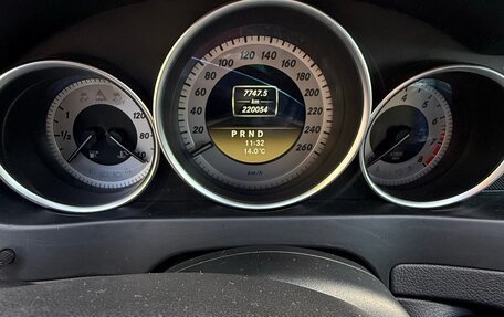 Mercedes-Benz C-Класс, 2011 год, 1 050 000 рублей, 9 фотография