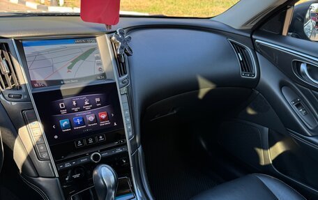 Infiniti Q50 I рестайлинг, 2014 год, 1 620 000 рублей, 13 фотография