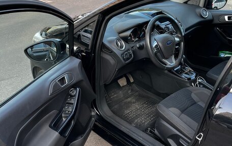 Ford Fiesta, 2015 год, 900 000 рублей, 6 фотография