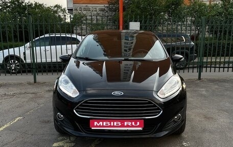 Ford Fiesta, 2015 год, 900 000 рублей, 2 фотография