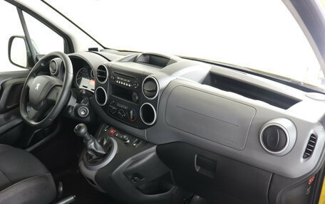 Peugeot Partner II рестайлинг 2, 2021 год, 2 200 000 рублей, 10 фотография