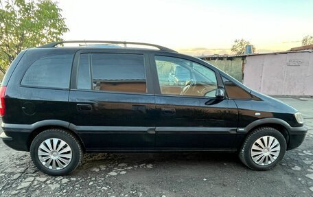 Opel Zafira A рестайлинг, 2004 год, 570 000 рублей, 3 фотография