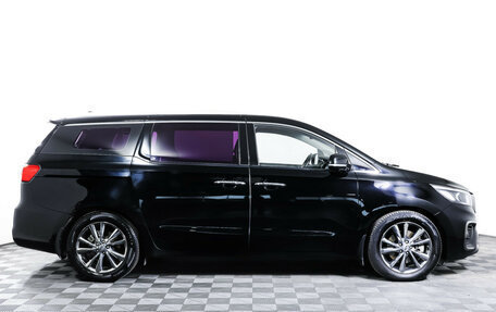 KIA Carnival III, 2018 год, 2 680 000 рублей, 4 фотография