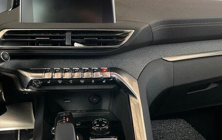 Peugeot 3008 II, 2019 год, 1 990 000 рублей, 5 фотография