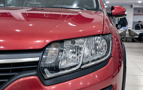 Renault Sandero II рестайлинг, 2015 год, 650 000 рублей, 21 фотография