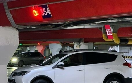 Toyota RAV4, 2013 год, 2 150 000 рублей, 3 фотография