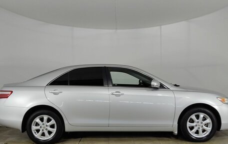 Toyota Camry, 2011 год, 1 950 000 рублей, 4 фотография