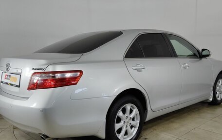 Toyota Camry, 2011 год, 1 950 000 рублей, 5 фотография